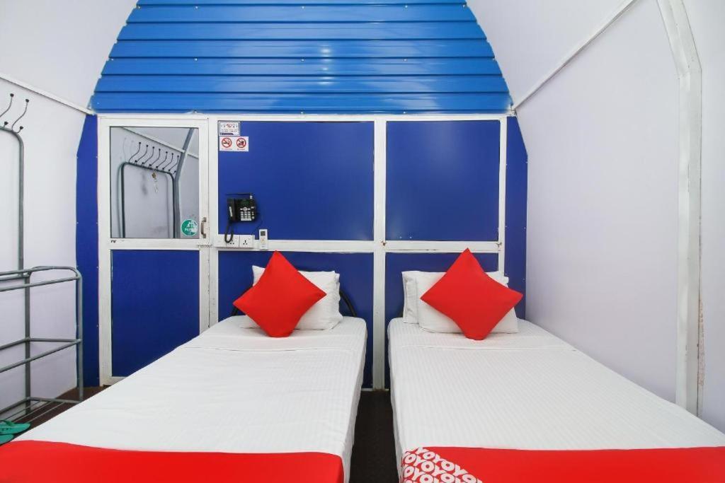 Katunayaka Airport A4 Transit Hub - Eco Chalets מראה חיצוני תמונה